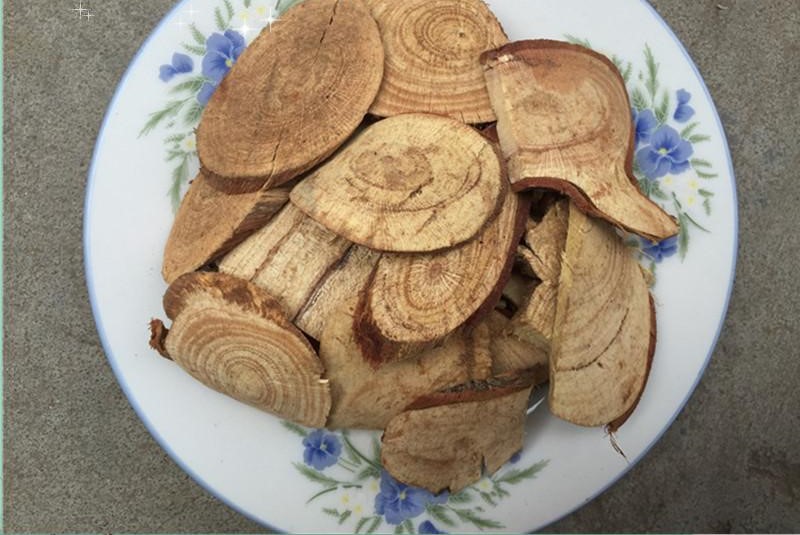 白葉刺根 白葉刺根